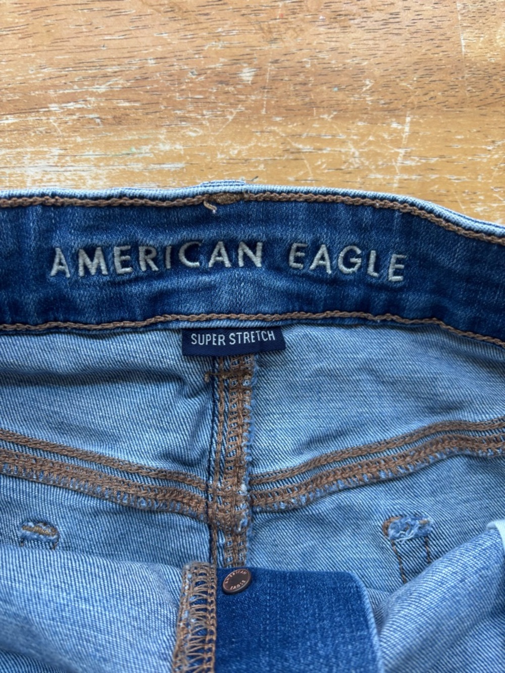 American Eagle Distressed super stretch Button-Front Jean Shorts size 16 - Picture 3 of 6
